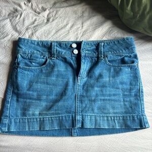American Eagle mini skirt